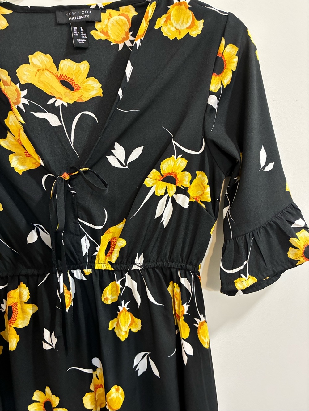 New Look Black Maternity Dress with Yellow Floral Pattern Size 4 - Picture 3 of 9